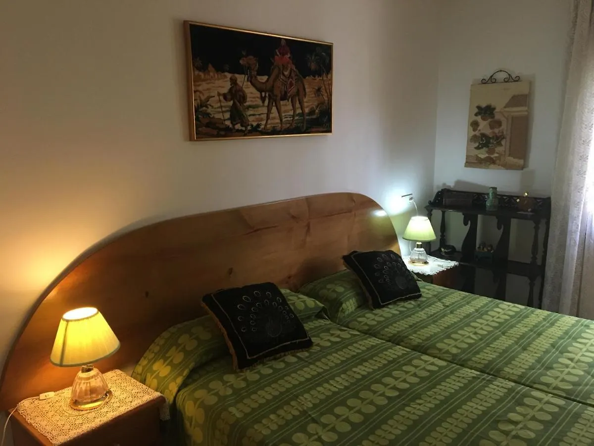 Hébergement de vacances Villa Casa amb jardí a poble de l'Alt Empordà à Vilaur Espagne